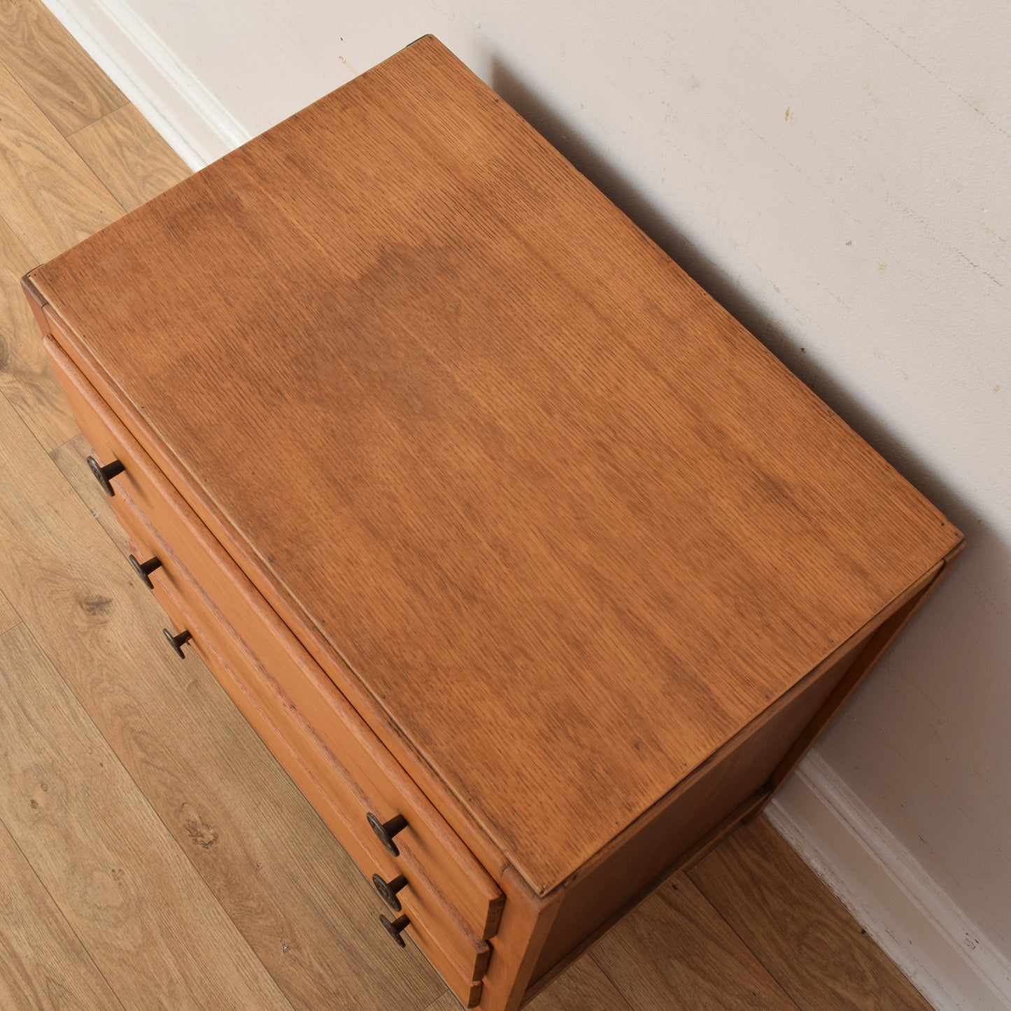 Oak Veneer Chest Of Drawers