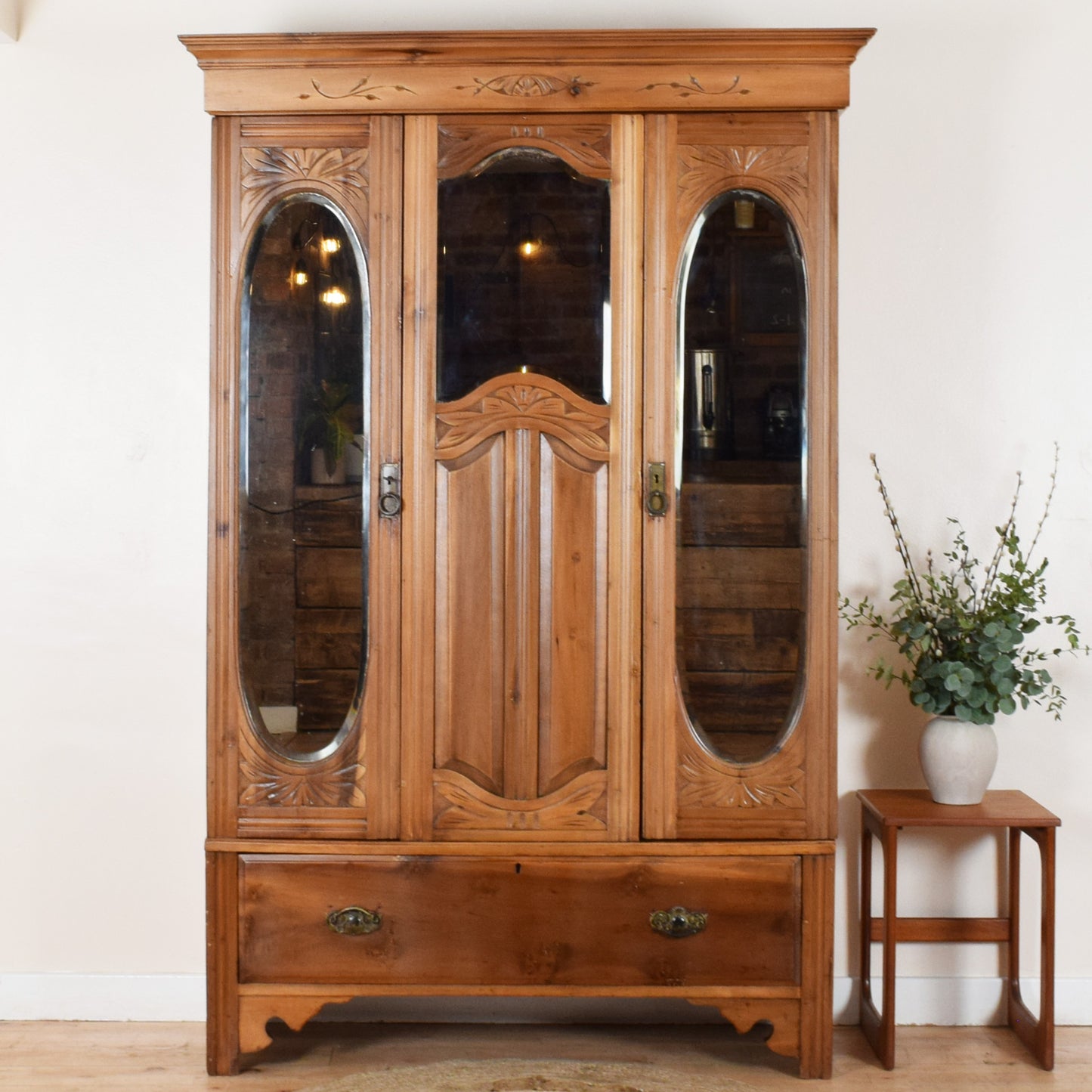 Carved Pine Mirrored Hallrobe