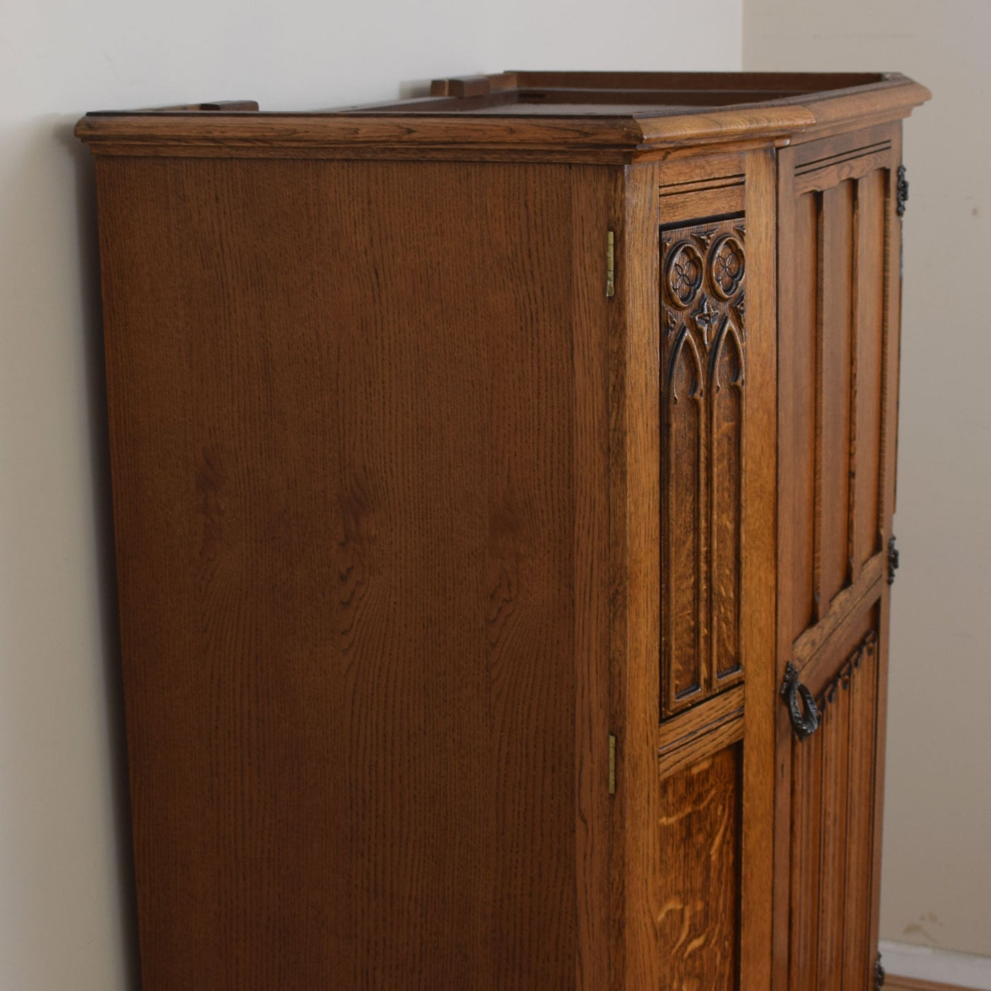 Crown Hallrobe