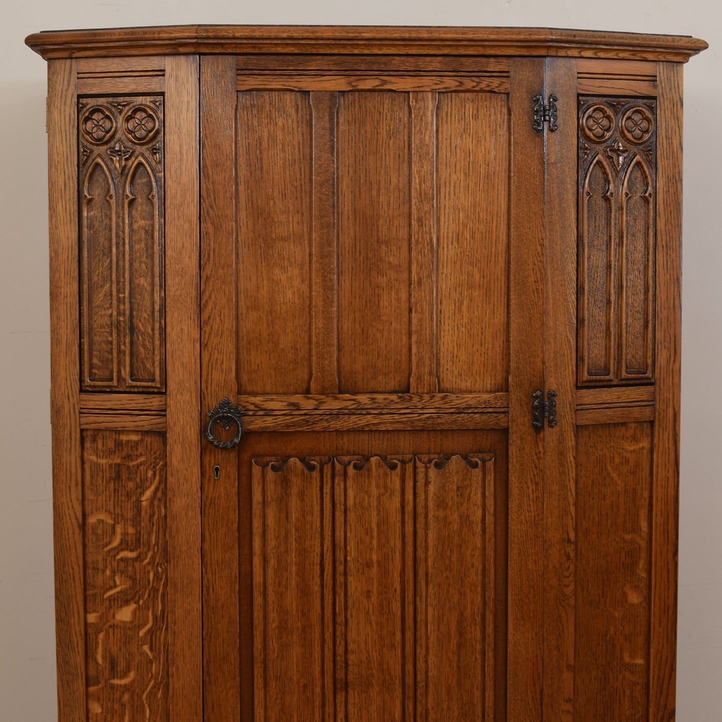 Crown Hallrobe