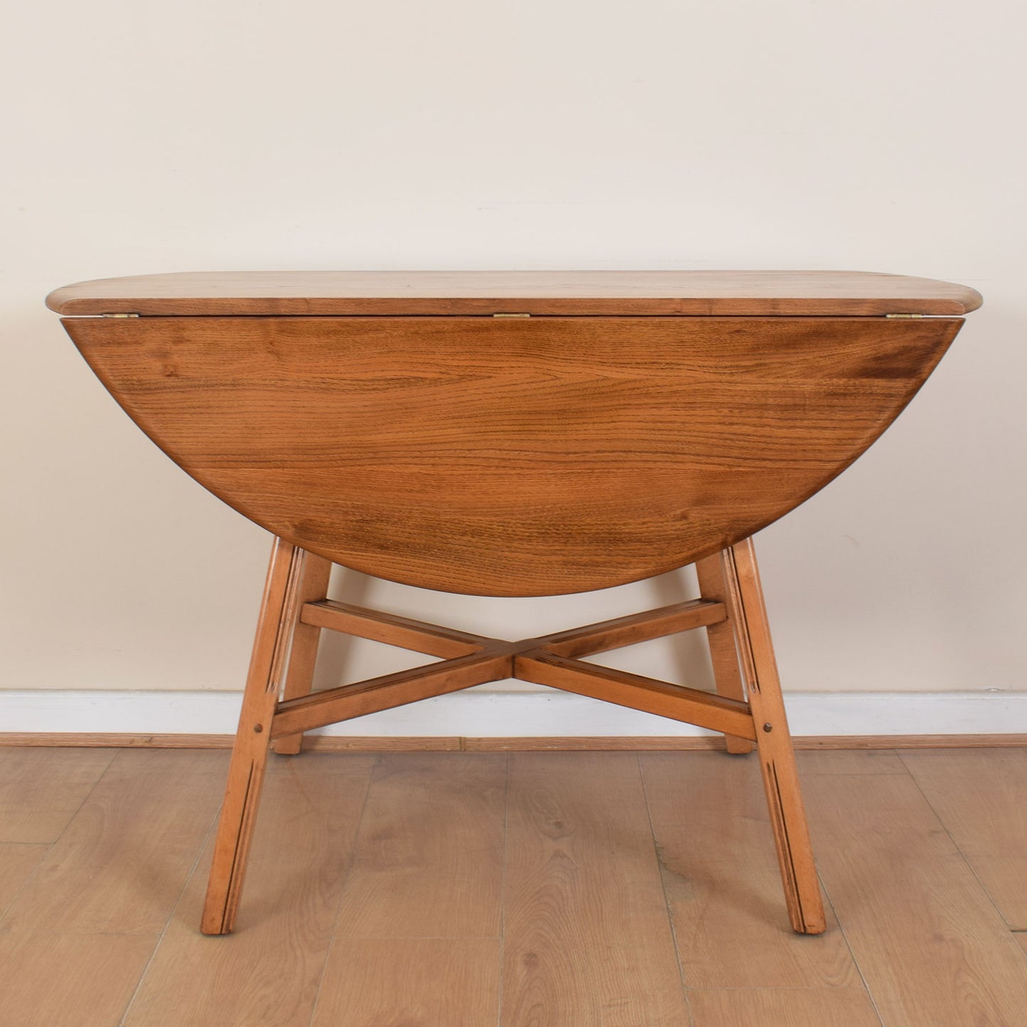 Ercol Dropleaf Dining Table with Four Chairs