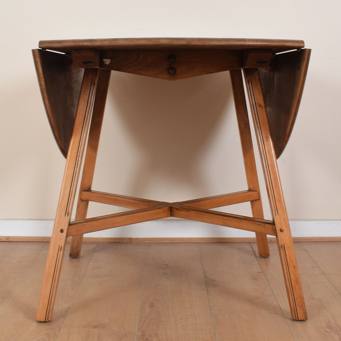 Ercol Dropleaf Dining Table with Four Chairs