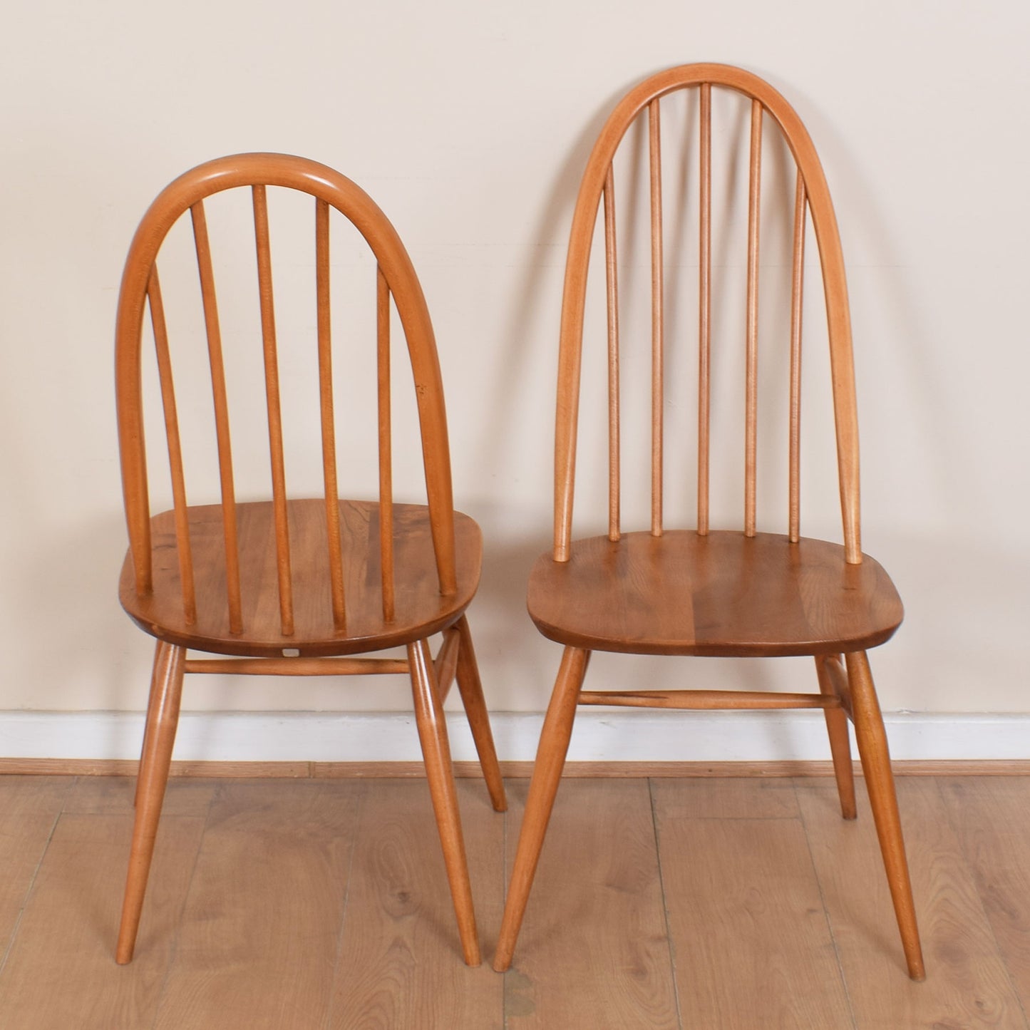 Ercol Dropleaf Dining Table with Four Chairs