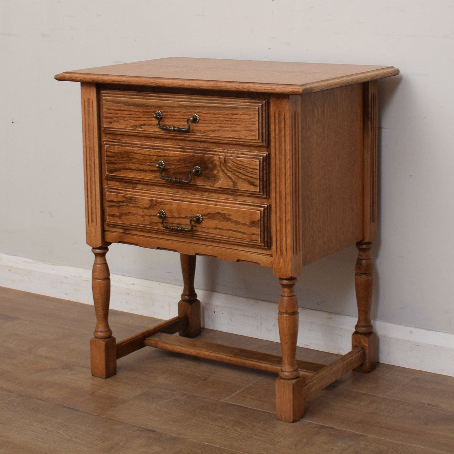 Bedside Chest of Drawers