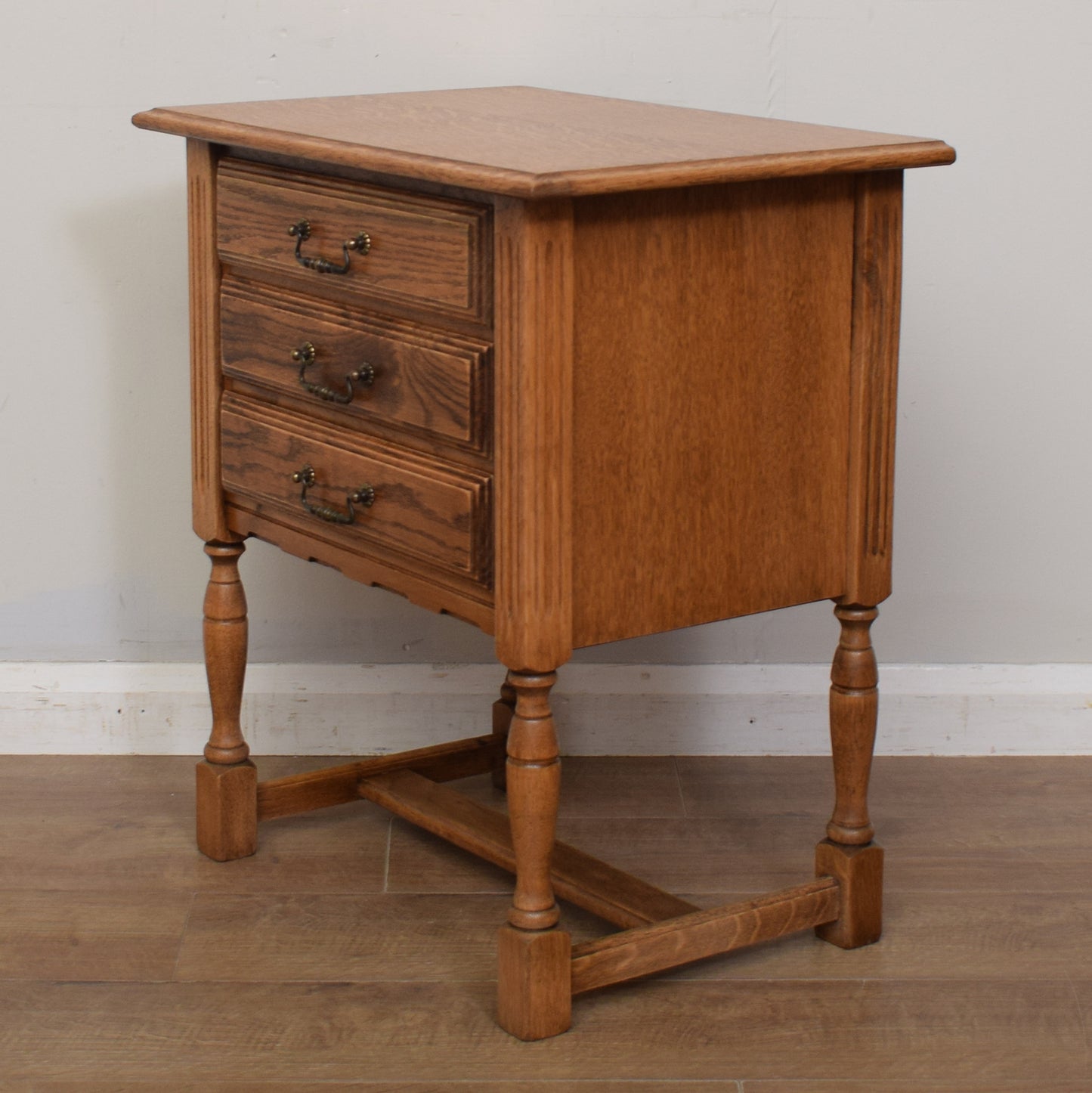 Bedside Chest of Drawers