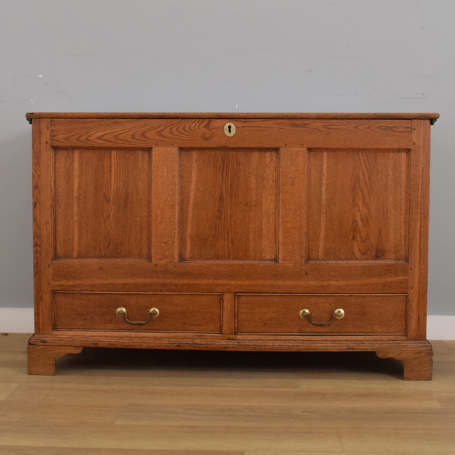 Oak Mule Chest