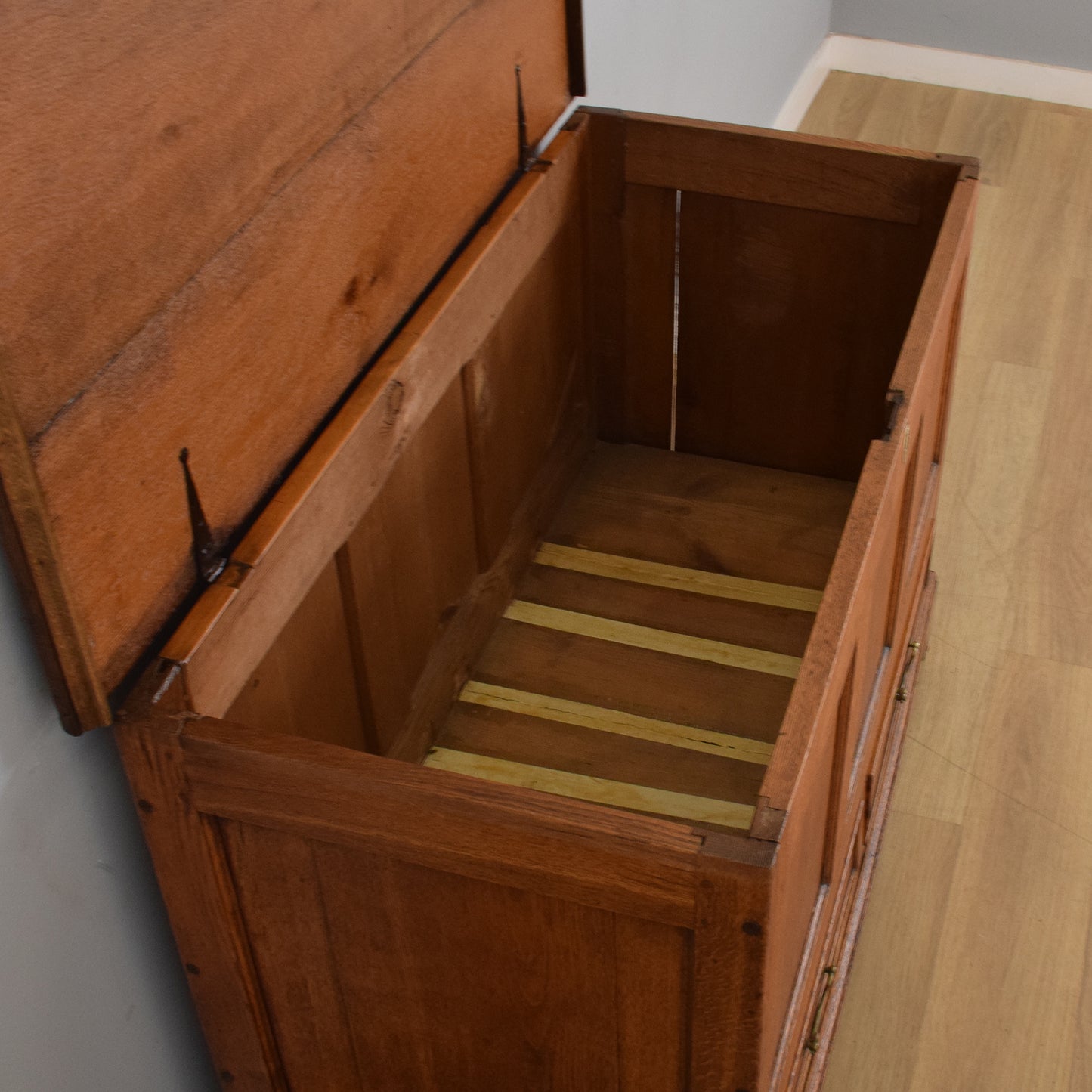 Oak Mule Chest