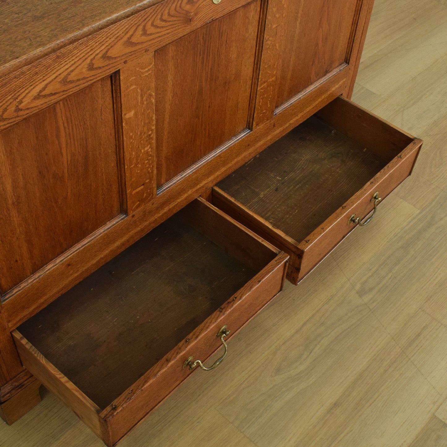 Oak Mule Chest