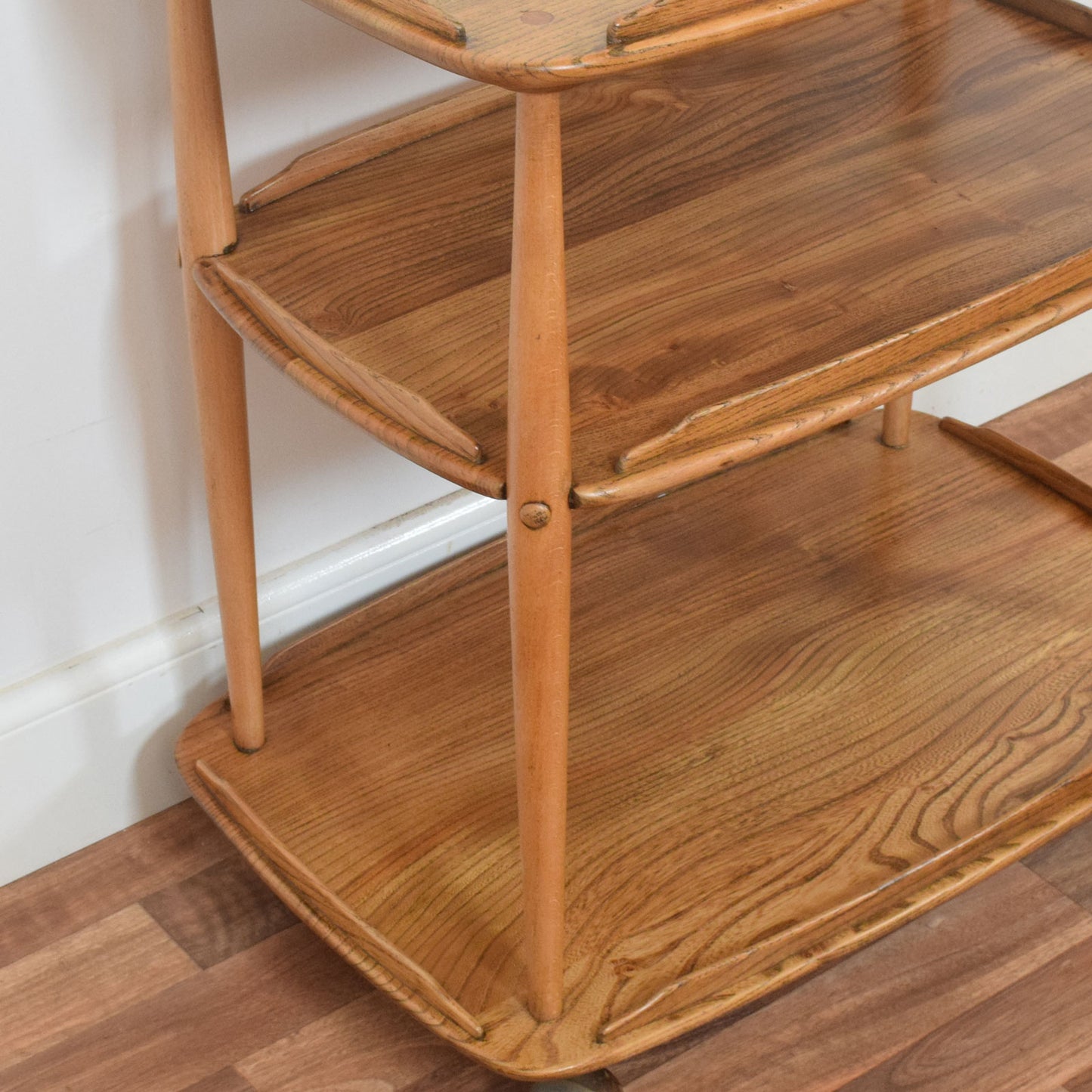 Ecol Tea Trolley