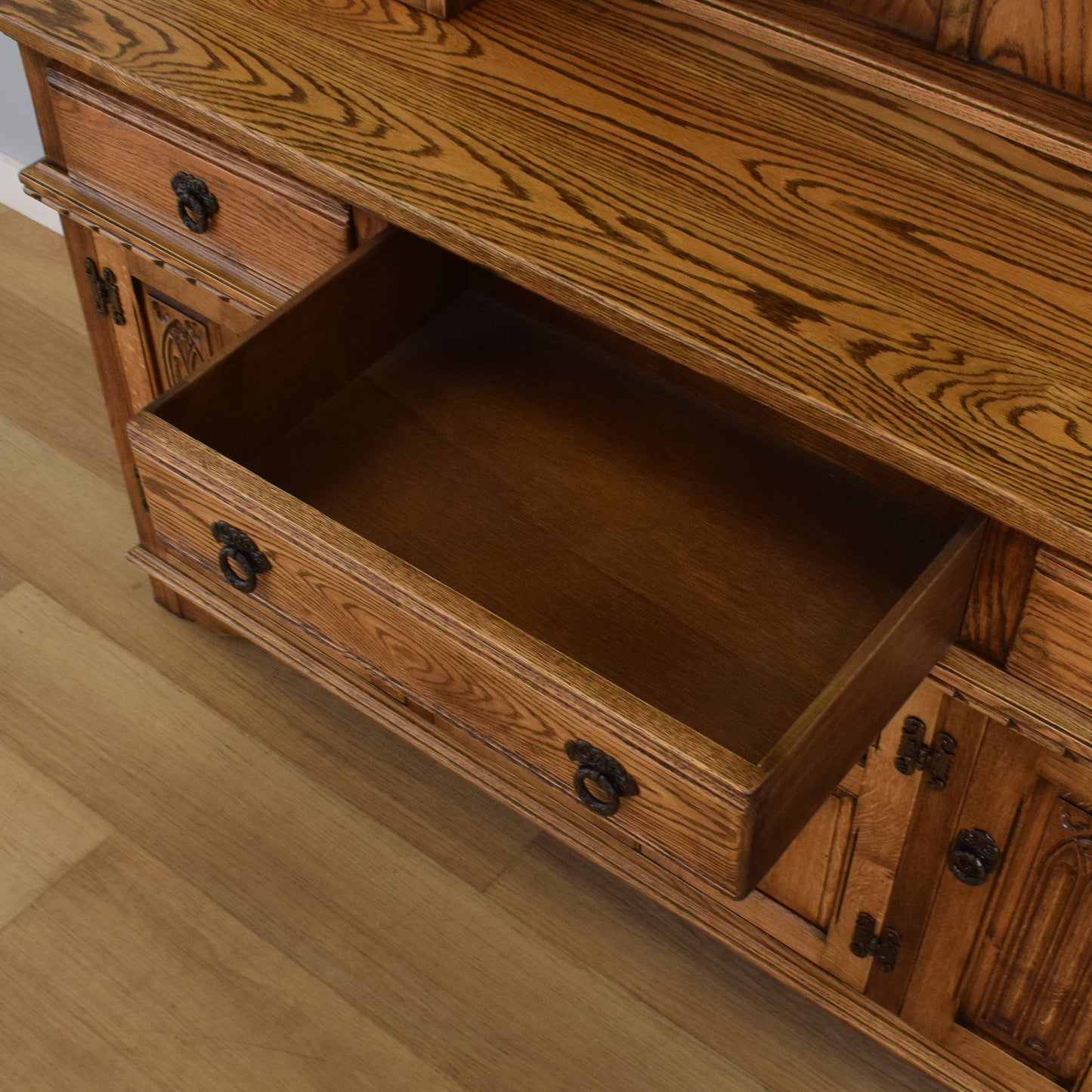 'Old Charm' Oak Dresser