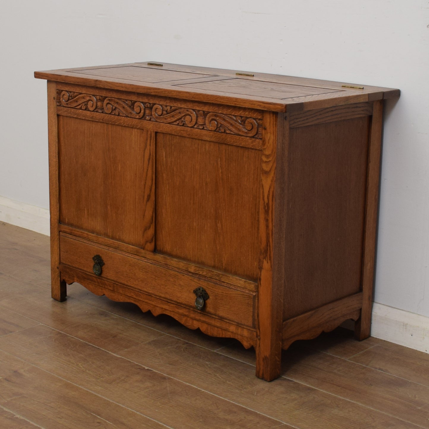 Oak Mule Chest