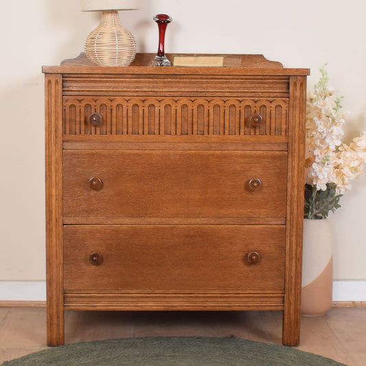 Oak Chest of Drawers