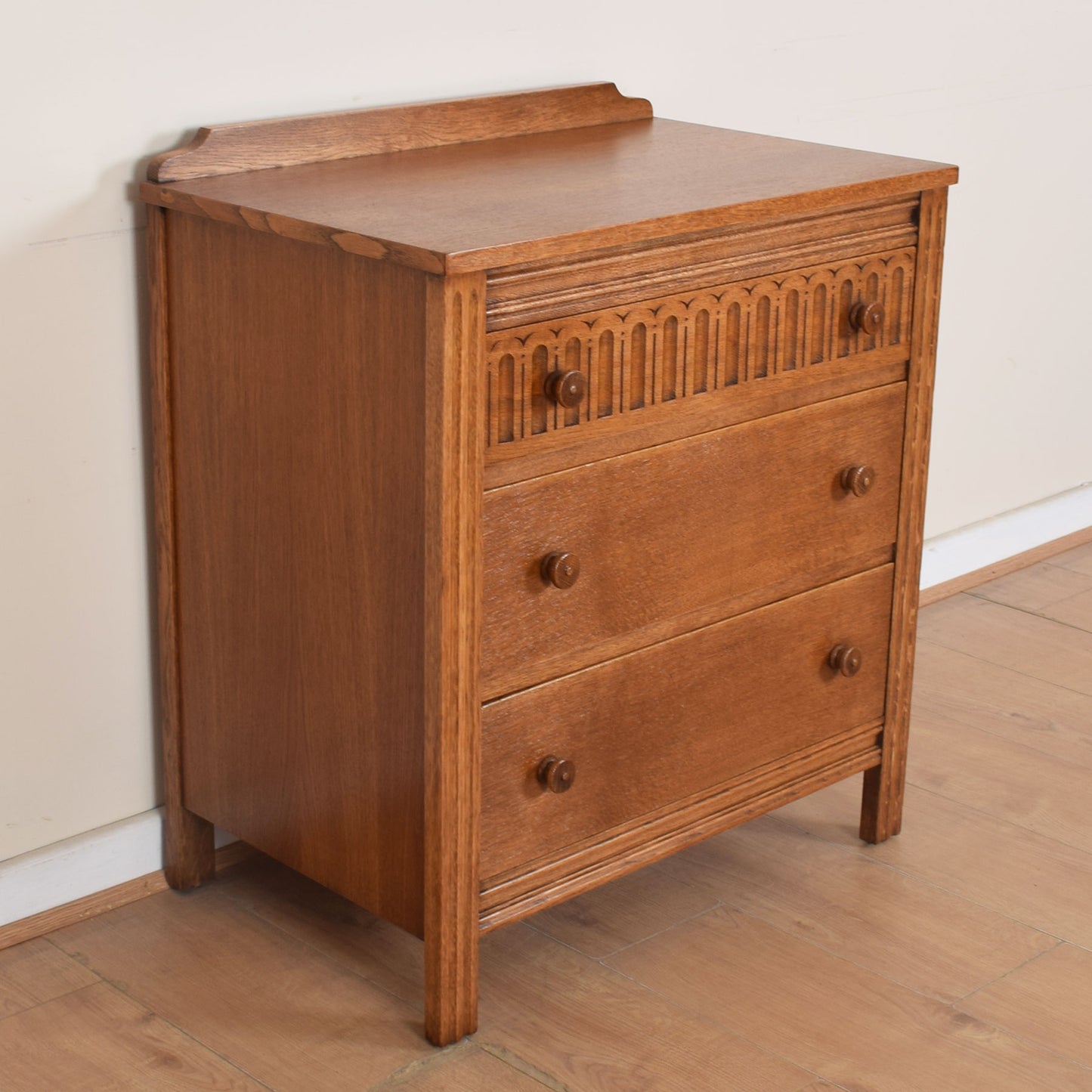 Oak Chest of Drawers