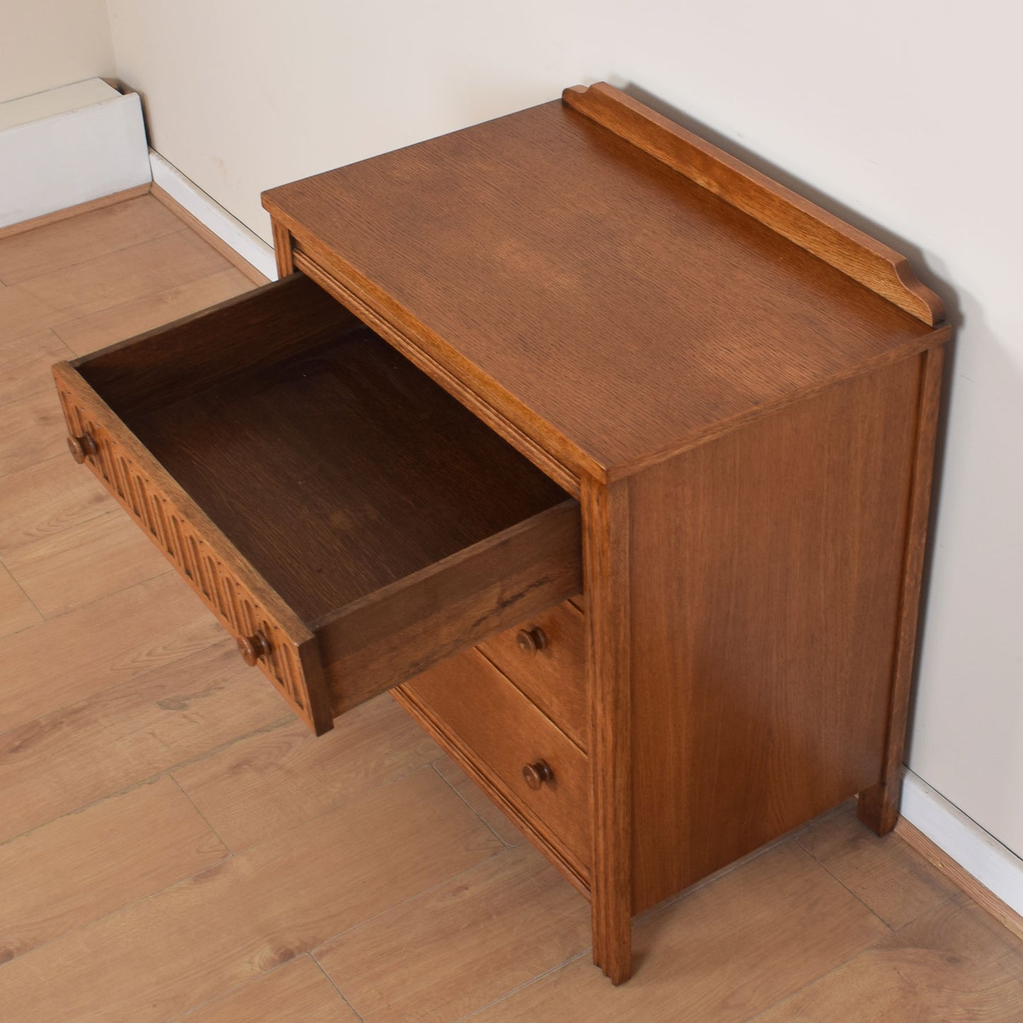 Oak Chest of Drawers