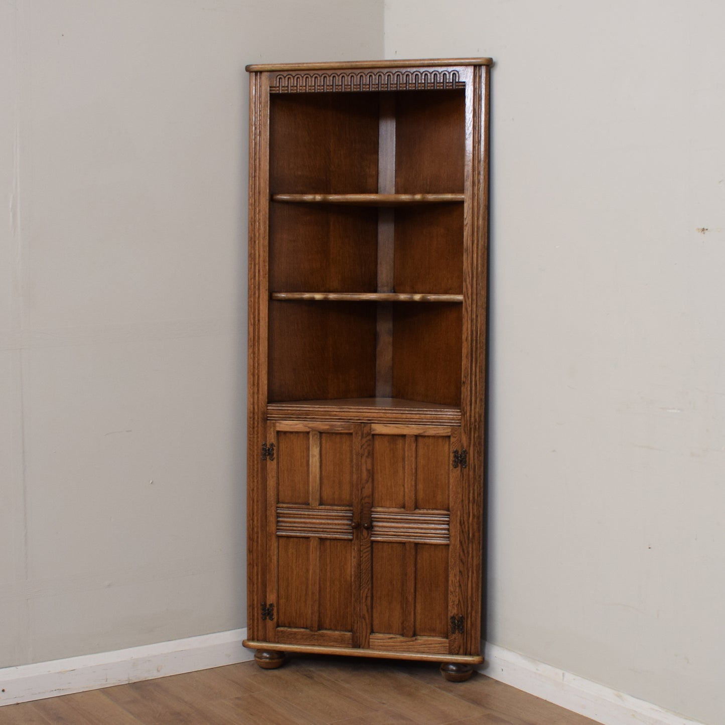 Restored Oak Corner Unit