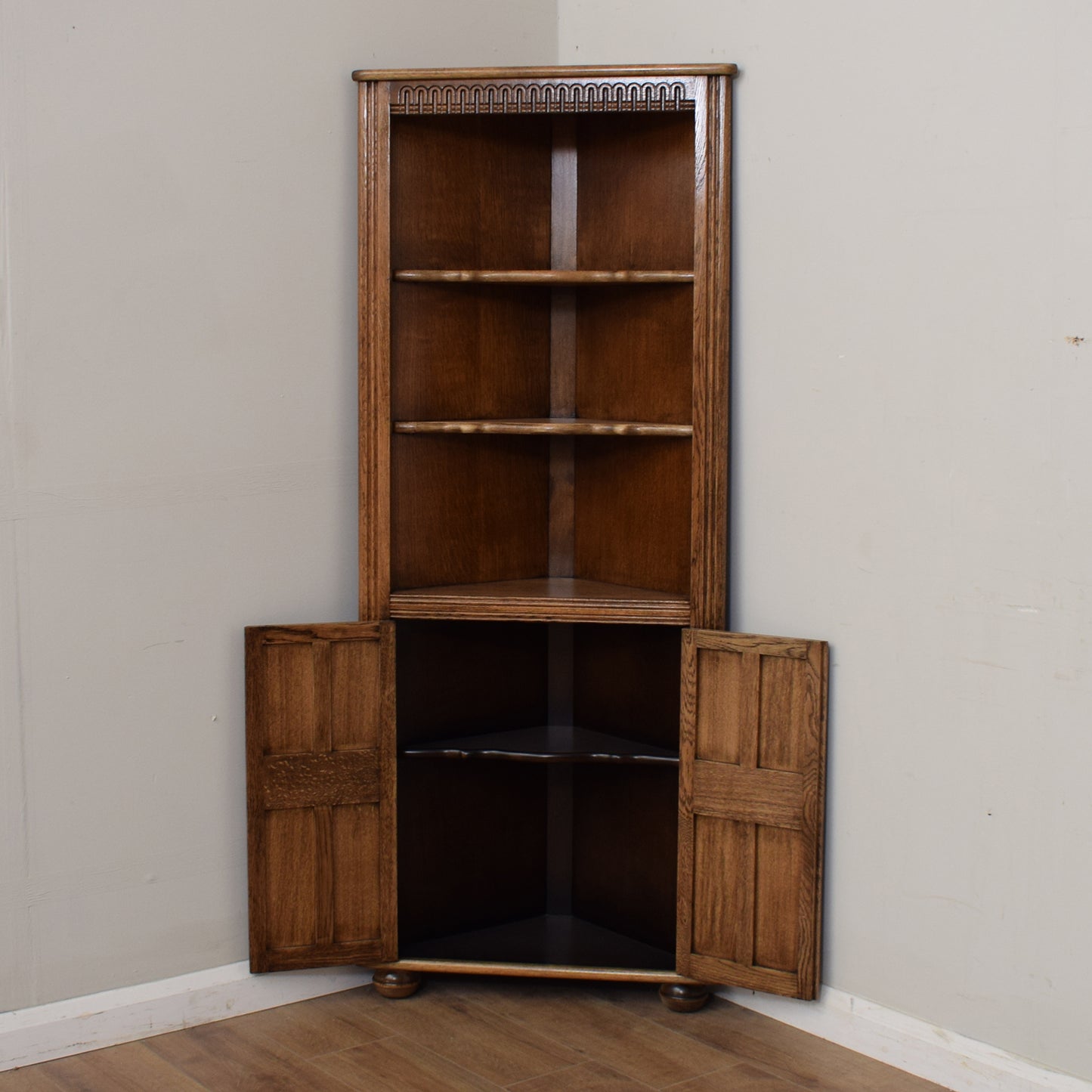 Restored Oak Corner Unit