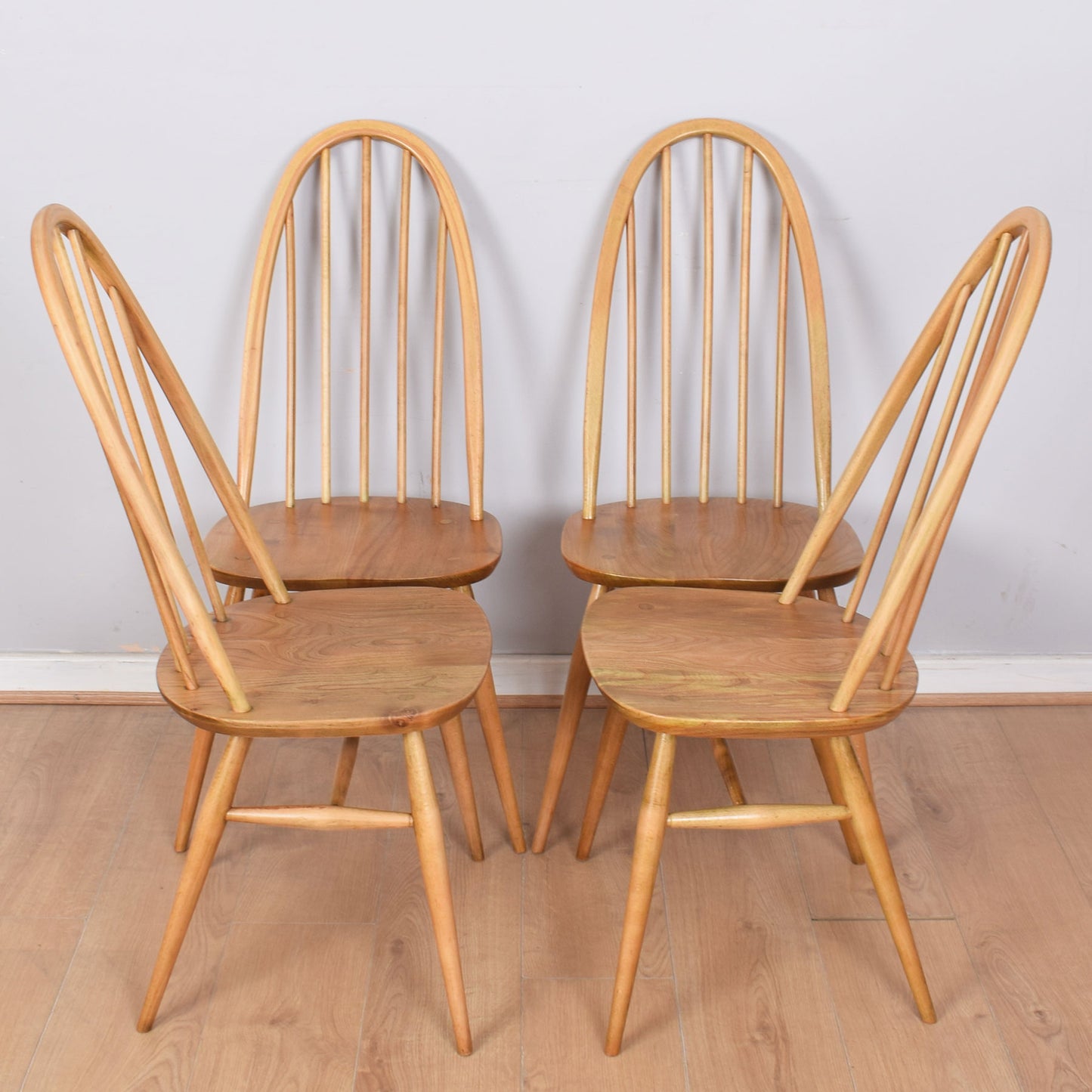 Ercol Dining Table with 6 Chairs