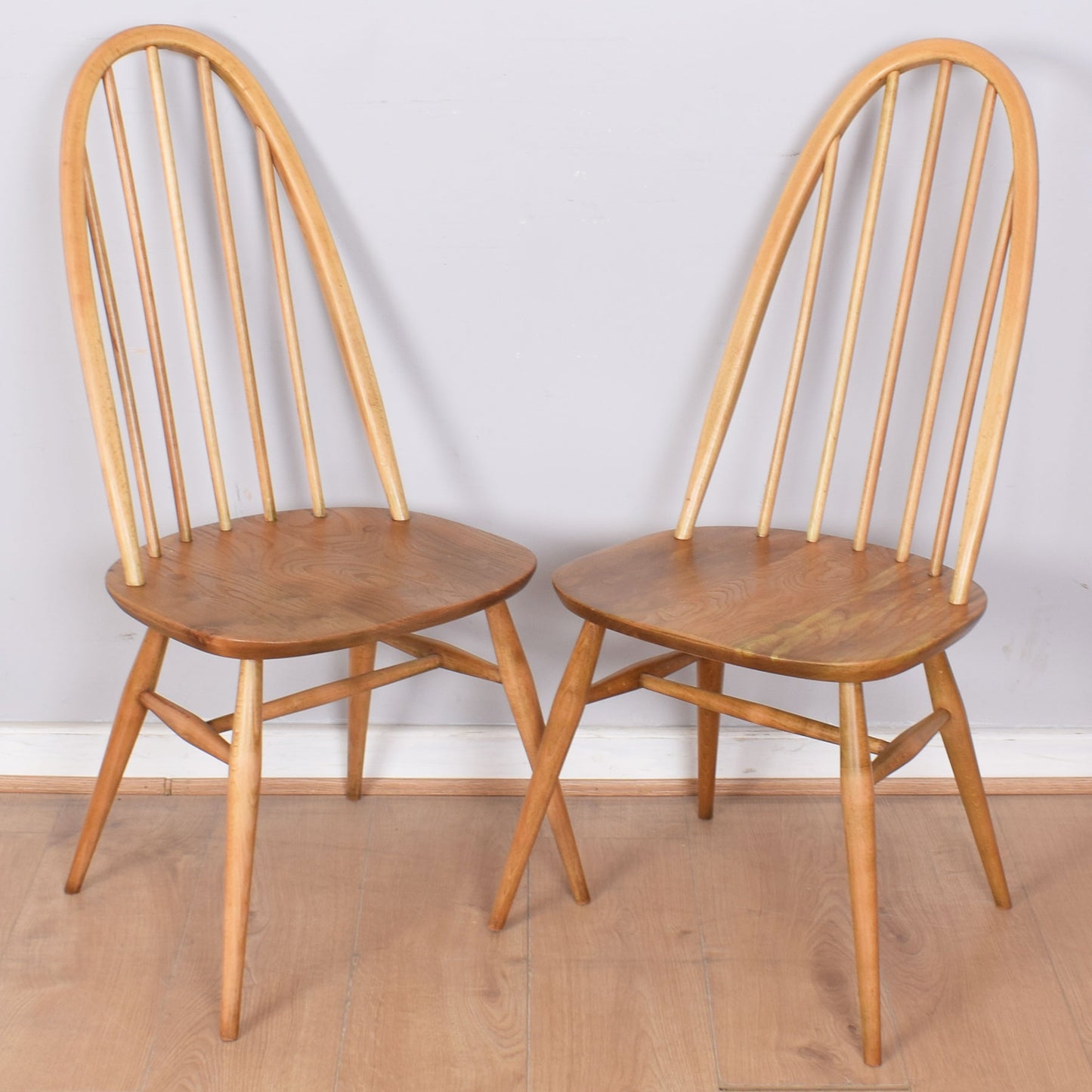 Ercol Dining Table with 6 Chairs