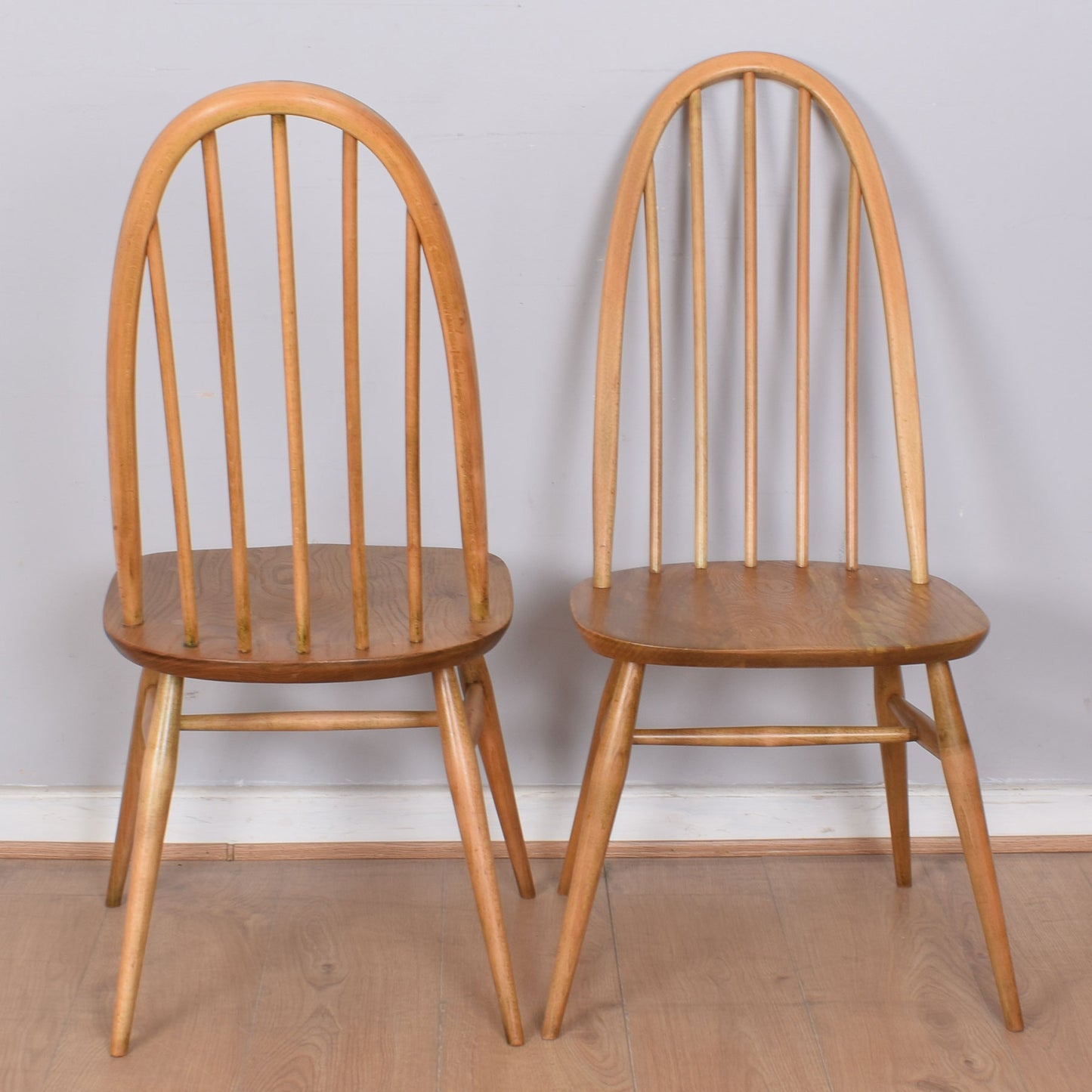 Ercol Dining Table with 6 Chairs