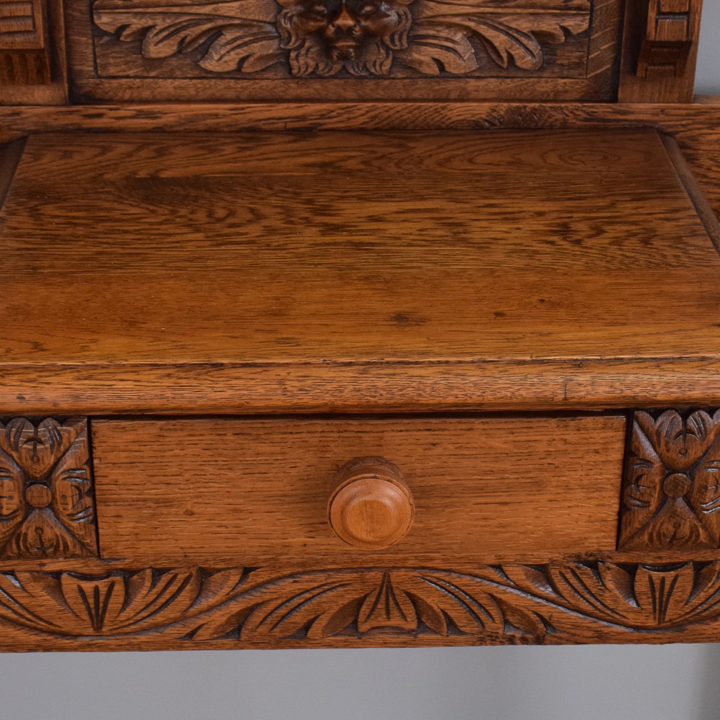 Carved Oak 'Green-Man" Hall Stand