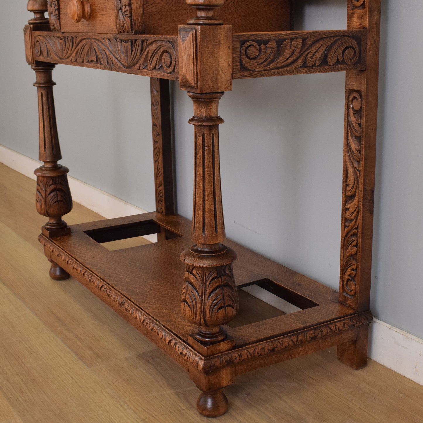 Carved Oak 'Green-Man" Hall Stand