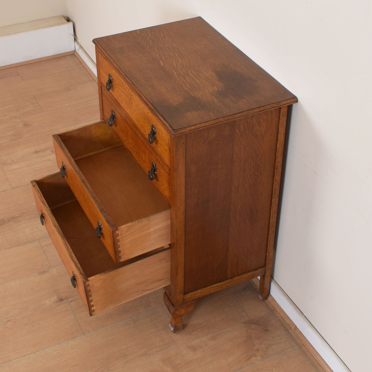Oak Chest Of Drawers