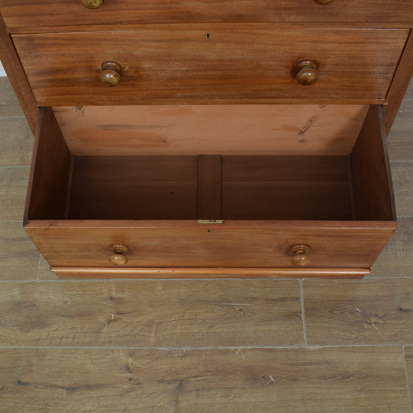 Victorian Chest of Drawers
