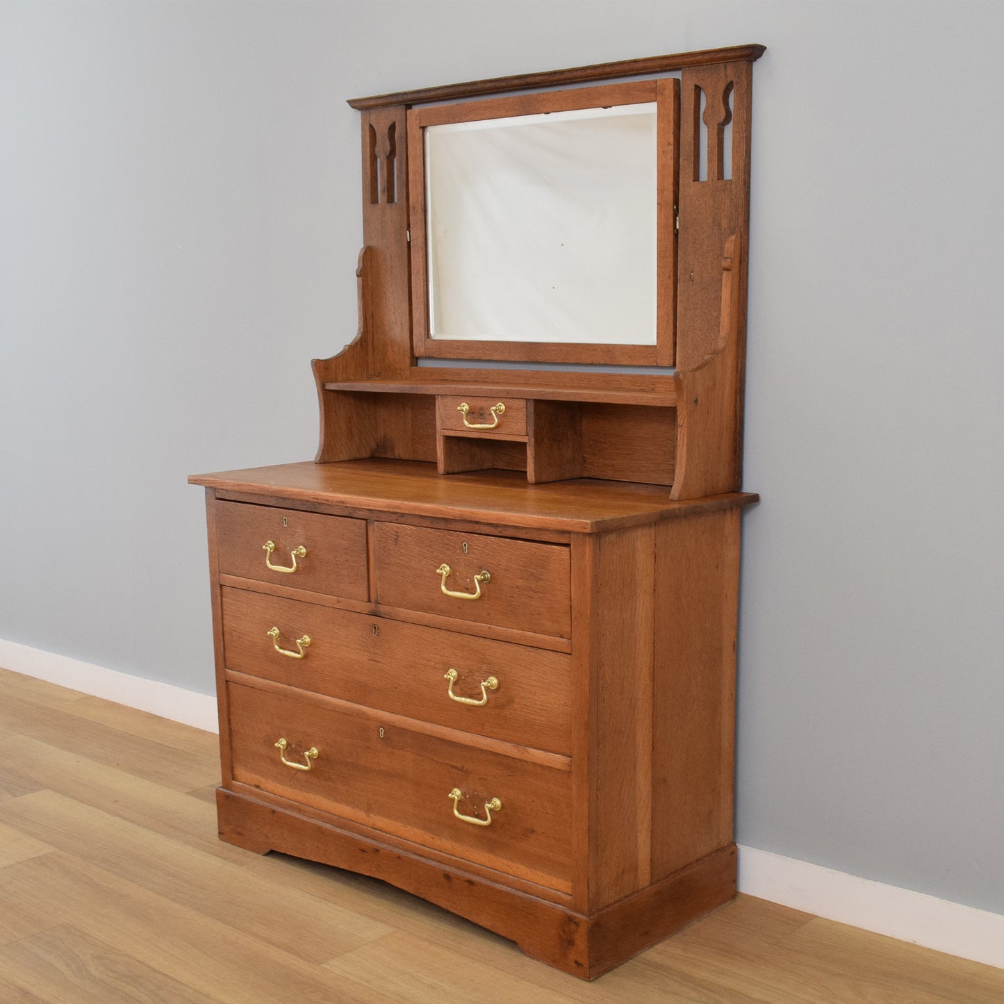 Arts and Crafts Style Dressing Table