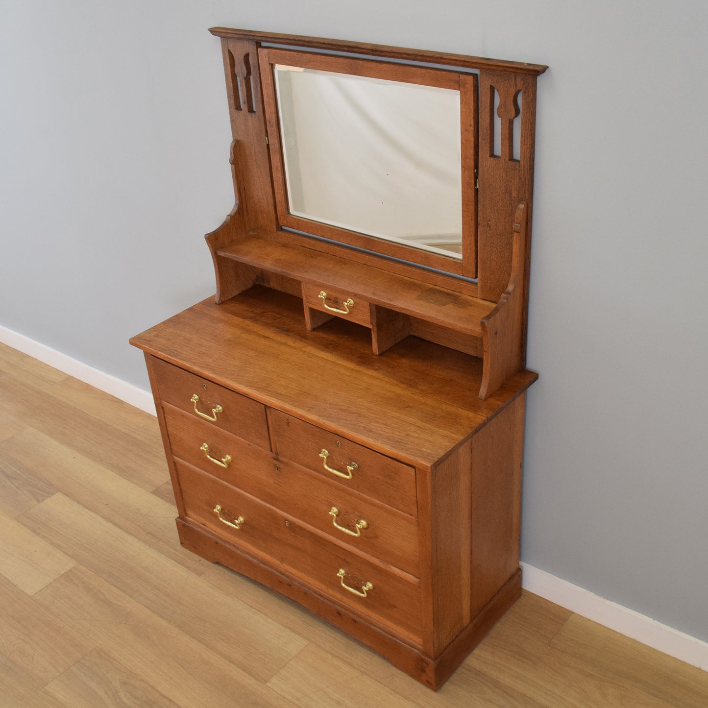 Arts and Crafts Style Dressing Table