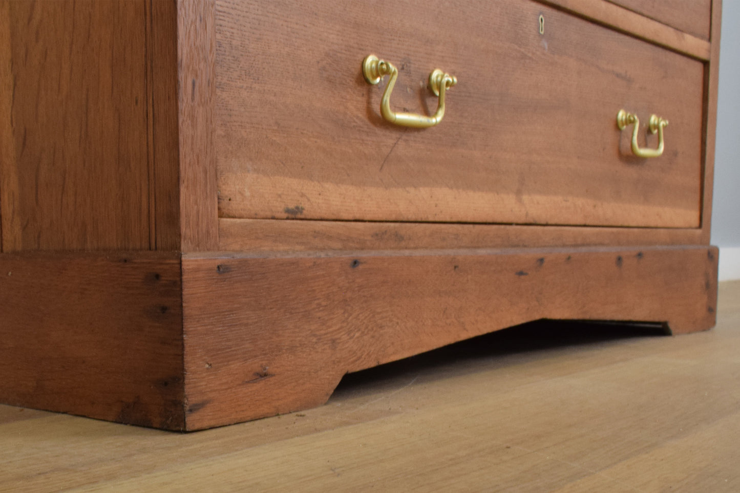 Arts and Crafts Style Dressing Table