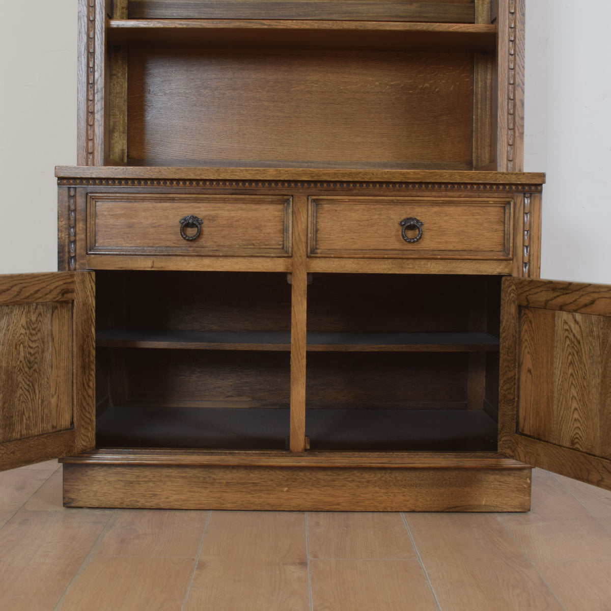 Jaycee Bookcase Display Unit