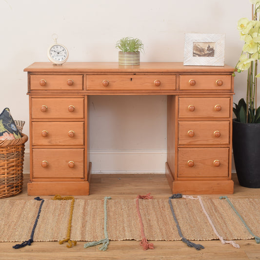 Pine Pedestal Desk