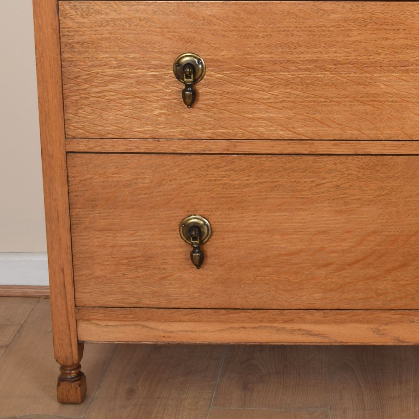 Oak Chest of Drawers