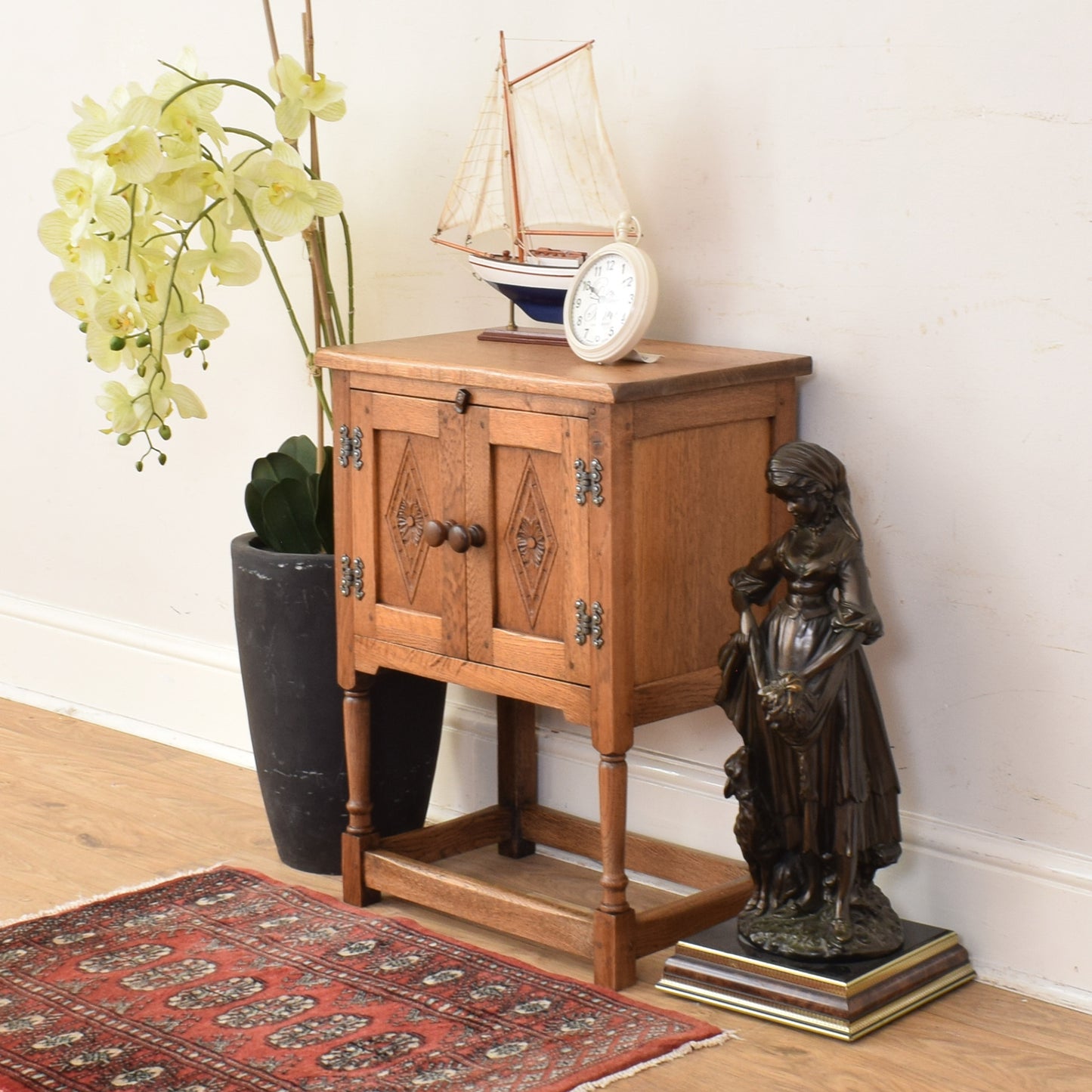 Small Oak Cabinet