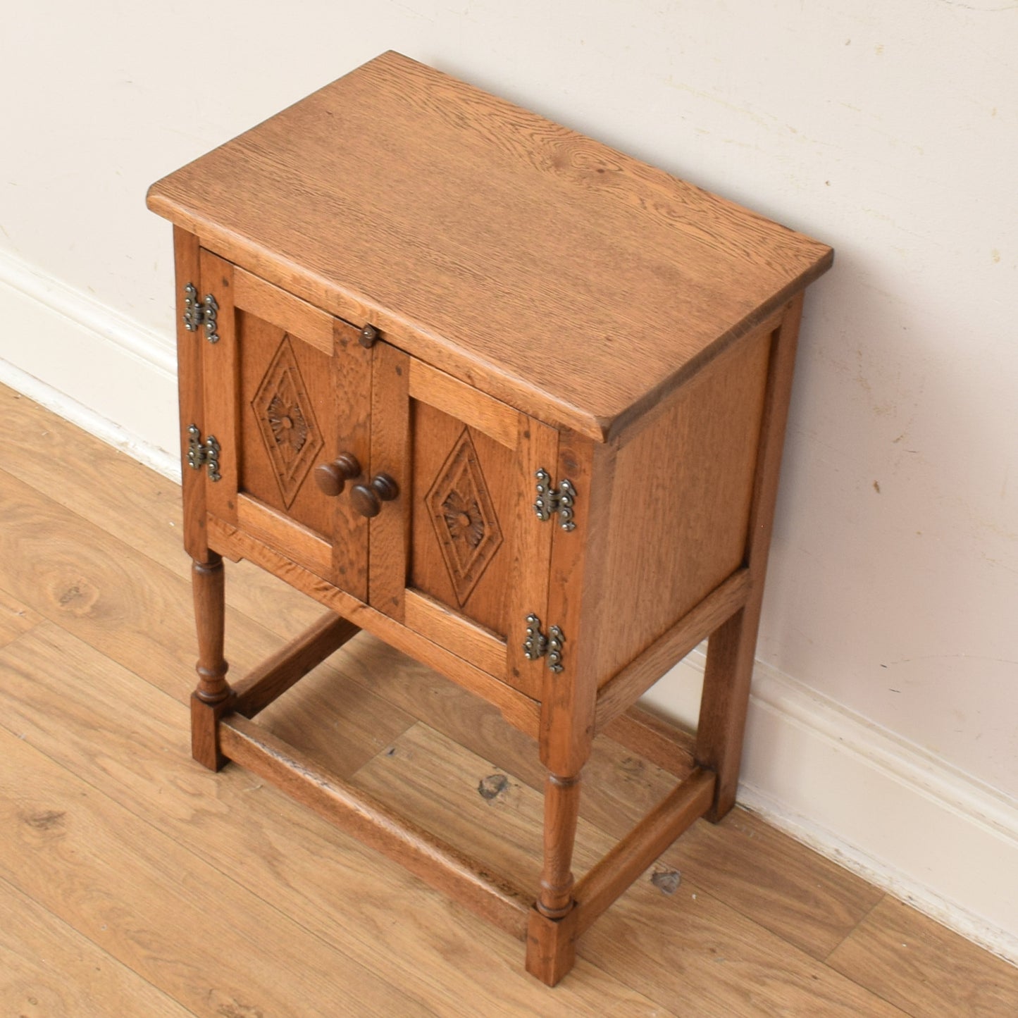 Small Oak Cabinet