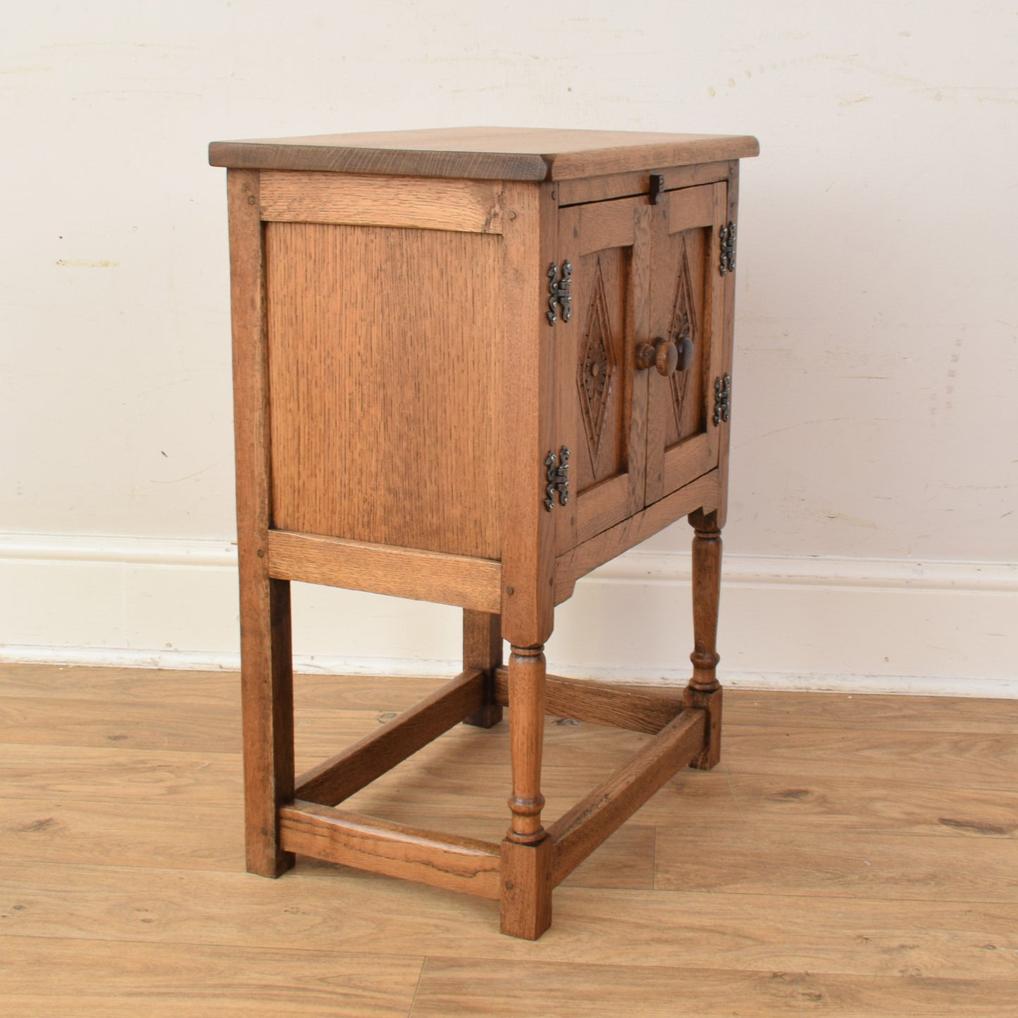 Small Oak Cabinet