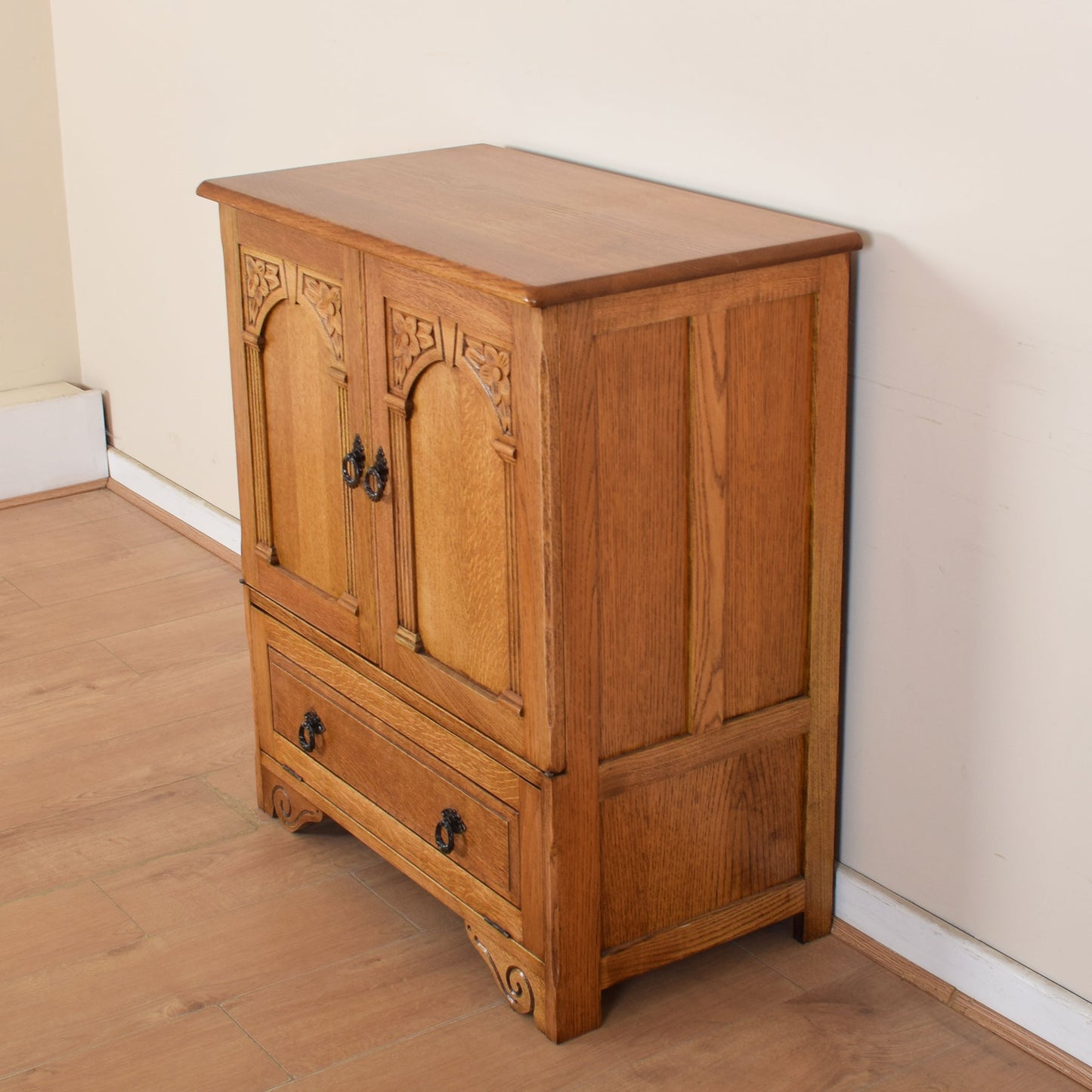 Vintage Oak Cabinet Unit