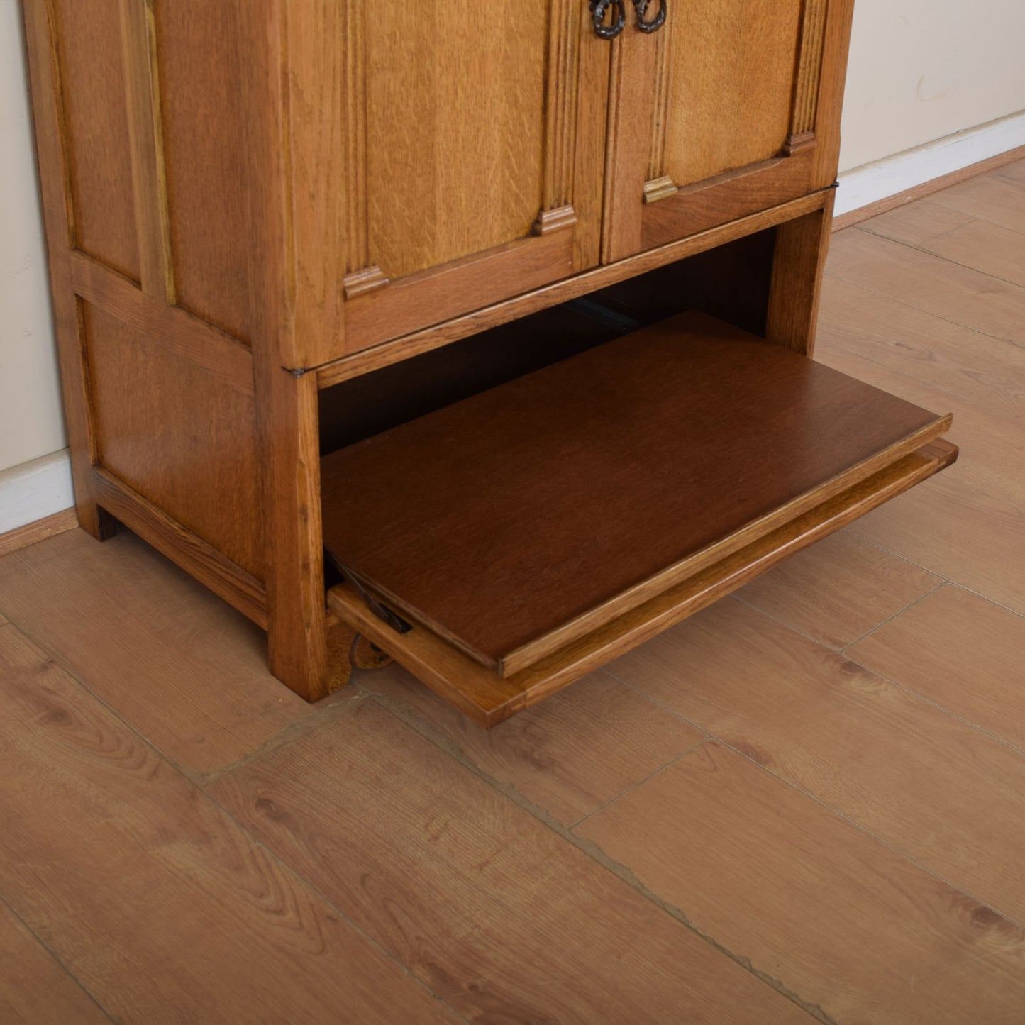 Vintage Oak Cabinet Unit