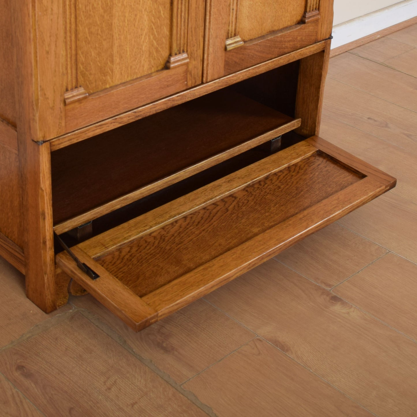 Vintage Oak Cabinet Unit