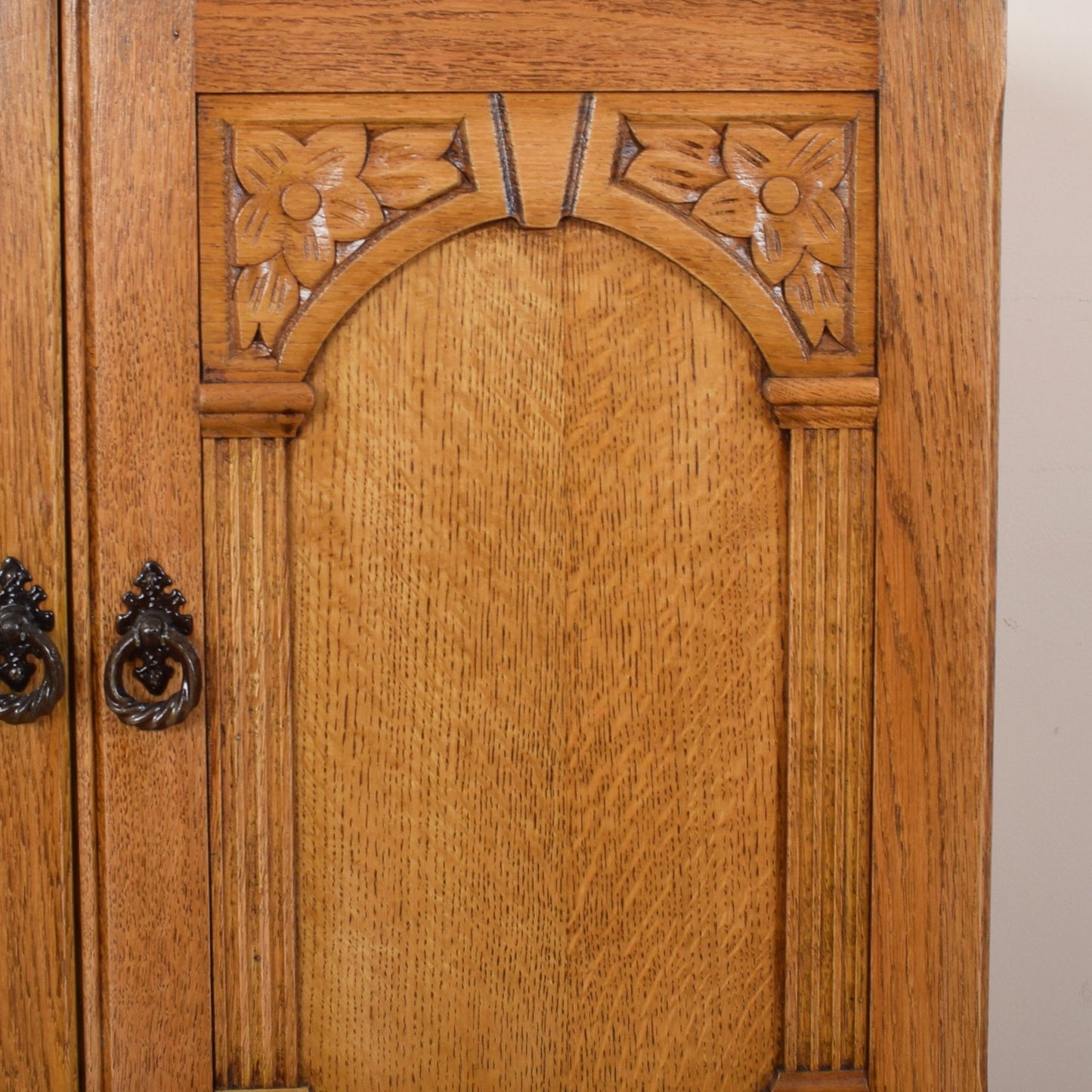 Vintage Oak Cabinet Unit