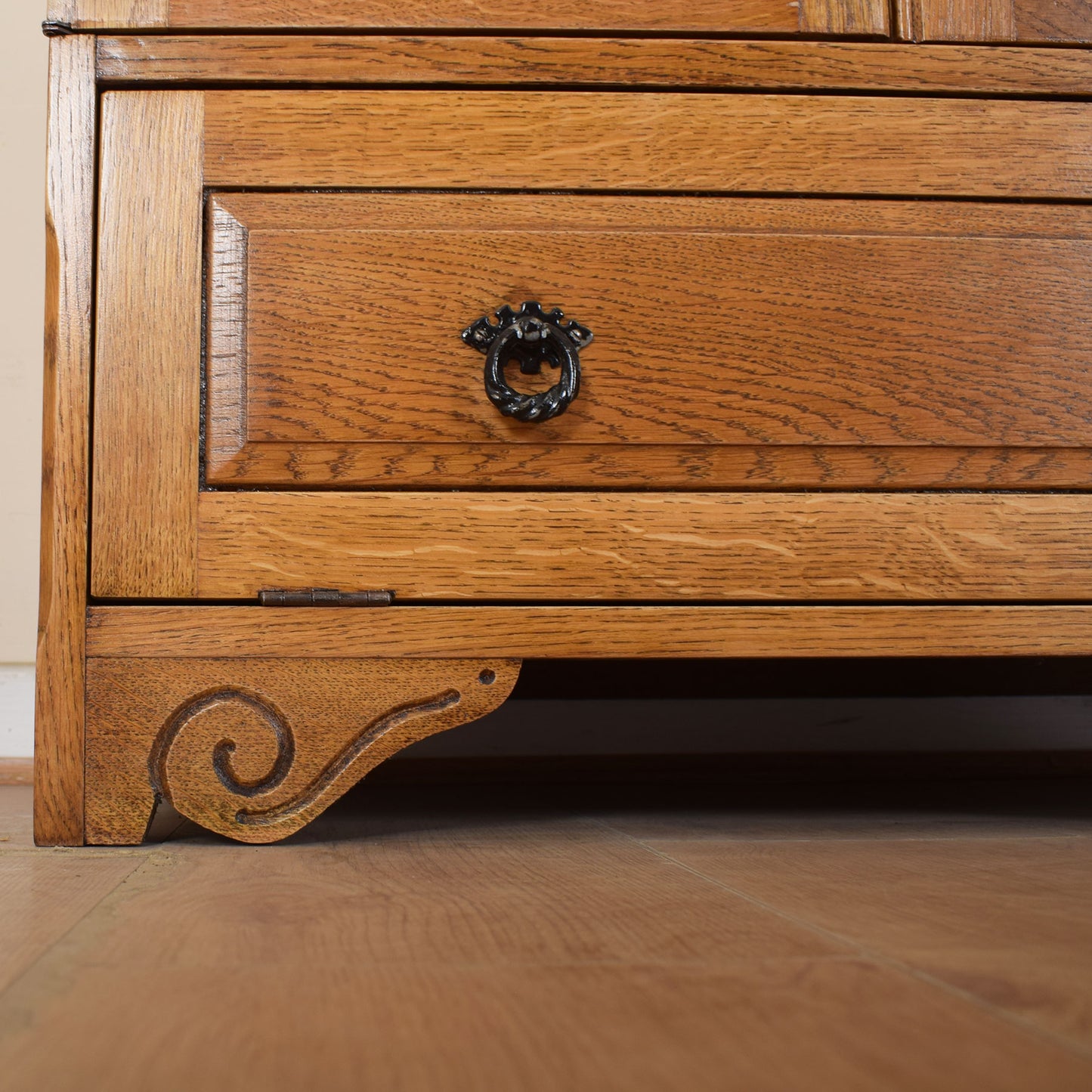 Vintage Oak Cabinet Unit