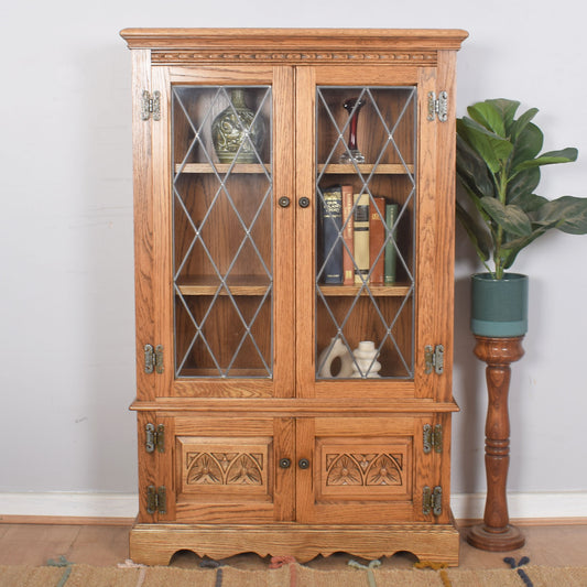 Old Charm Display Cabinet