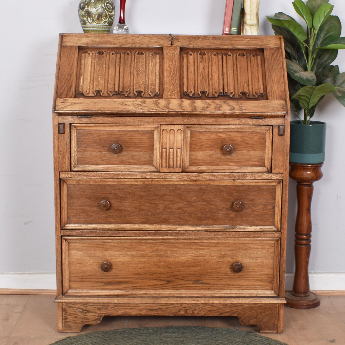 Oak Linenfold Bureau