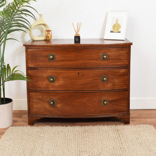 Bow Fronted Chest of Drawers