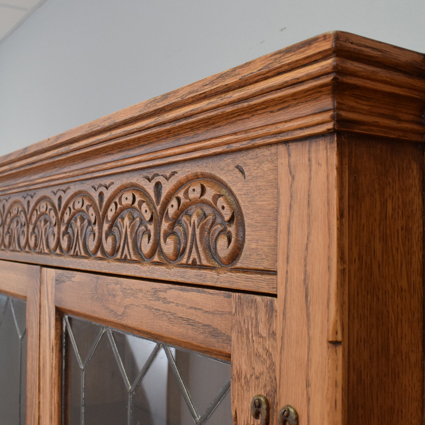 Large Old Charm Dresser