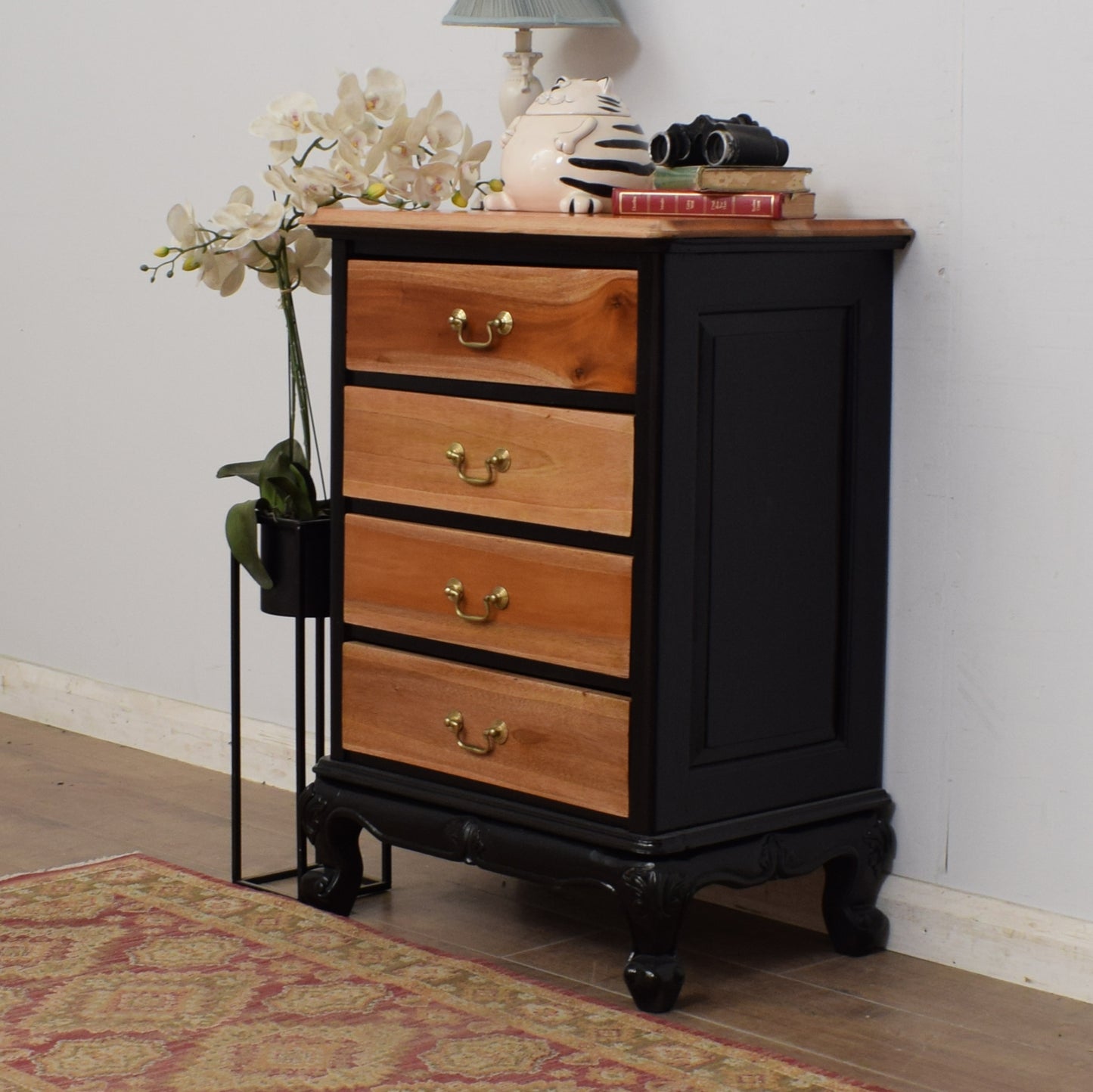 French Chest of Drawers