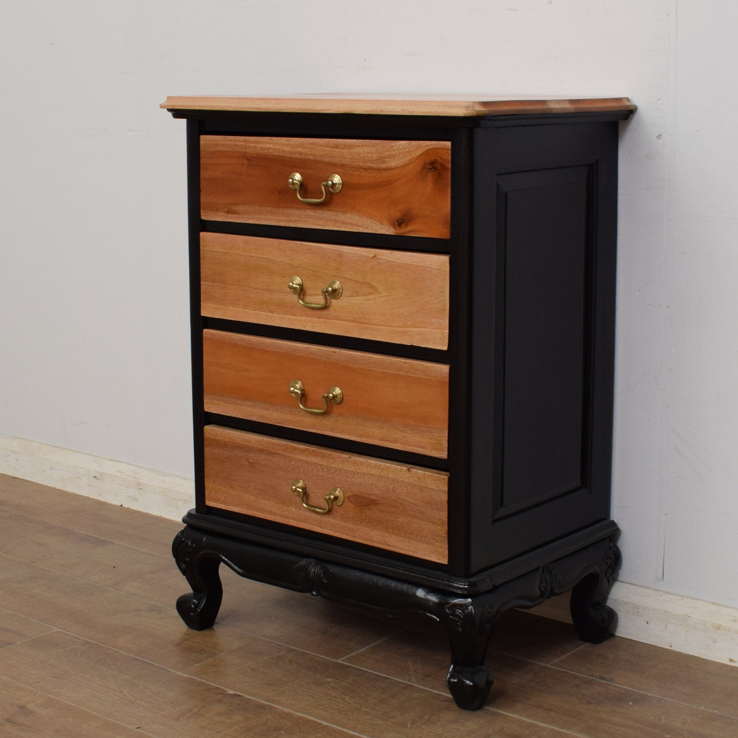 French Chest of Drawers