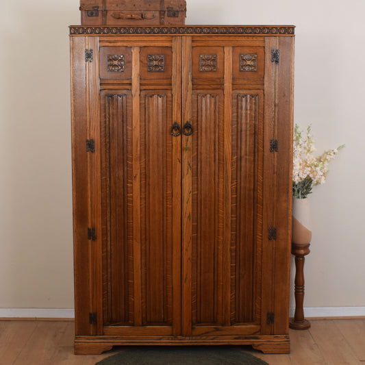 Oak Linenfold Double Wardrobe