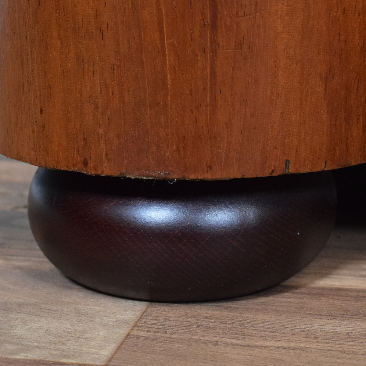 Flamed Mahogany Scotch Chest Of Drawers
