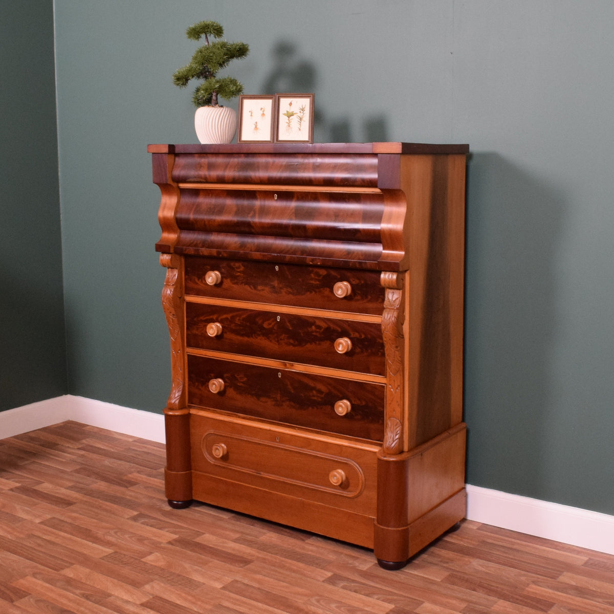 Flamed Mahogany Scotch Chest Of Drawers